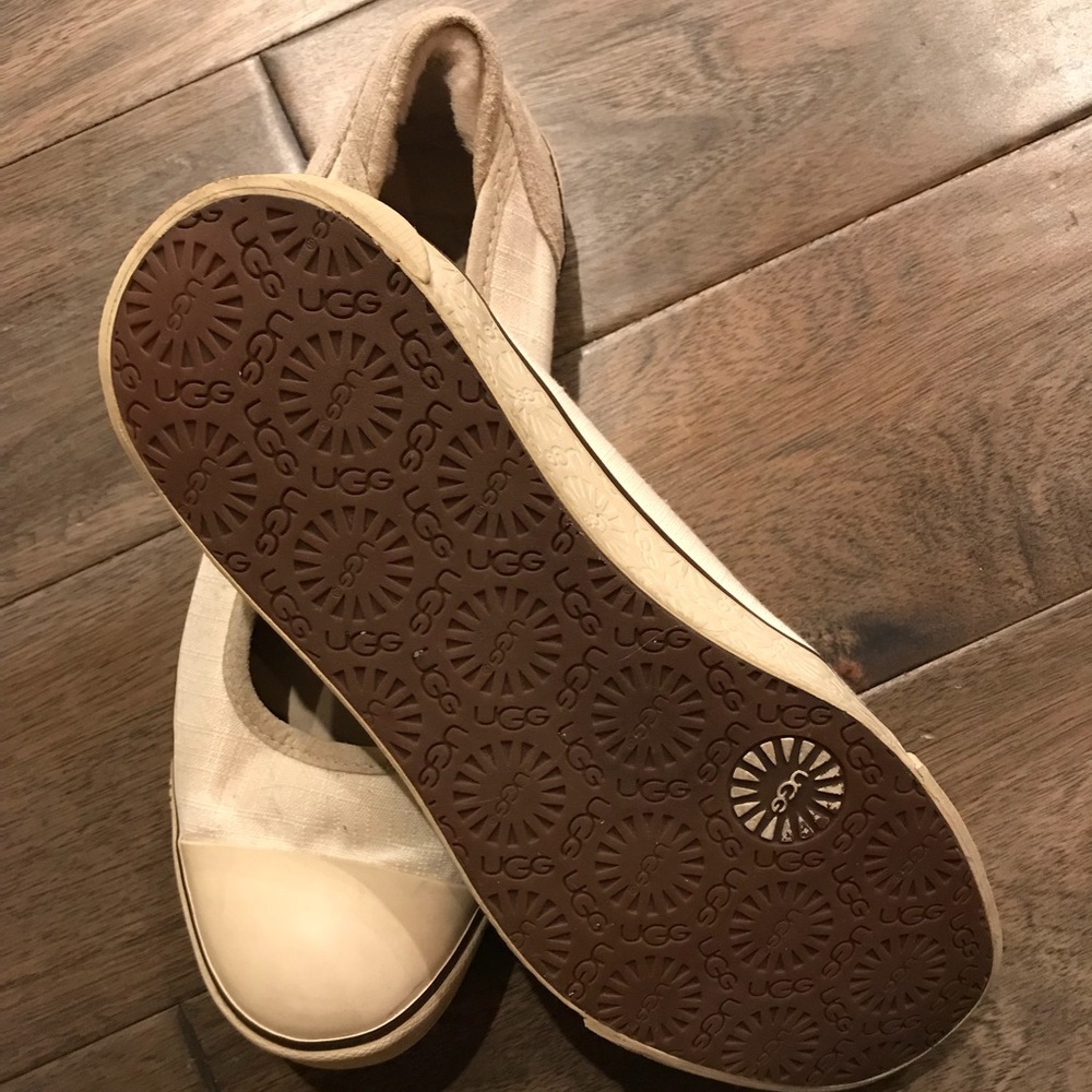 UGG Sneakers